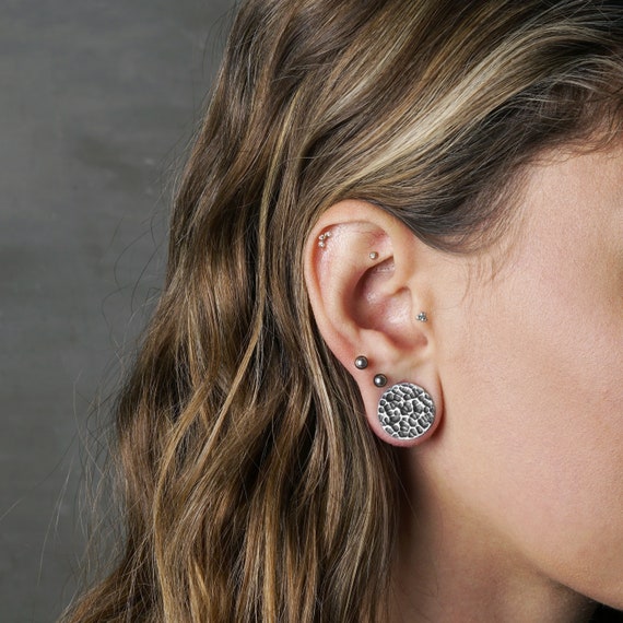 Ear plugs for stretched ears best sale