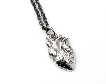 Collier à breloques en forme de cœur anatomique en argent sterling, pendentif en forme de cœur super réaliste et délicat livré sur une chaîne en argent, bijoux uniques en forme de cœur faits à la main