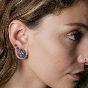 Dilatadores de plata negra martillada, pendientes de plata oxidada, dilatadores de oreja estirados de 4 mm (6 g) a 28 mm (1,10”)