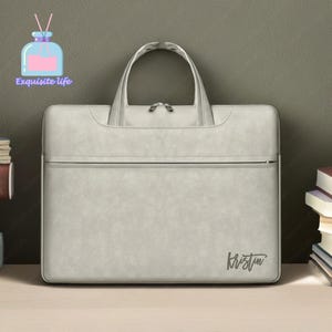 Sacoche personnalisée pour ordinateur portable en cuir 15,6 pouces, sacoche pour ordinateur portable avec nom personnalisé, sacoche pour ordinateur portable en cuir, initiale gravée de la coque d'ordinateur, meilleurs cadeaux pour la fête des pères et des mères