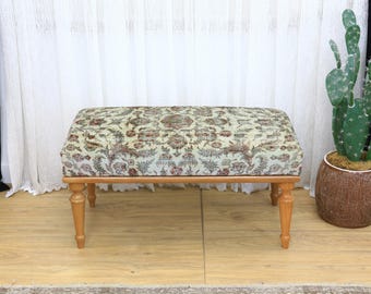 Oriental Printed Footstool Bench with Upholstered Turkish Rug, Farmhouse Style Entry Ottoman for Rustic Home Decor and Functional Seating