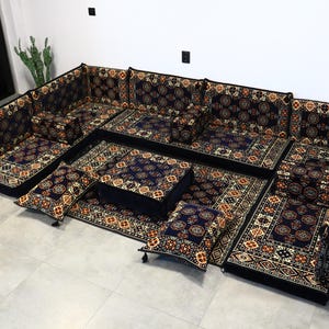 Arabic Sofa, Luxury Navy Majlis Floor Sofa Set with Traditional Rug and Cushions, Arabic Living Room Seating for Guests, Oriental Seating