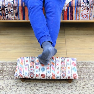 Footstool bench, Ottoman for rocking chairs, Bench with cushion, Comfy stool, Stylish stool, Small stool, Desk stool, Walking stool,
