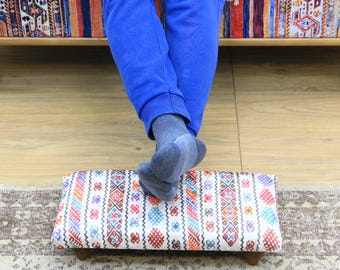 Footstool bench, Ottoman for rocking chairs, Bench with cushion, Comfy stool, Stylish stool, Small stool, Desk stool, Walking stool,