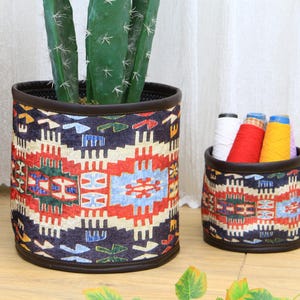 kilim basket, handcrafted basket, flower pot cover, plant pot holder, old plant baskets, vintage plant basket, round planter,