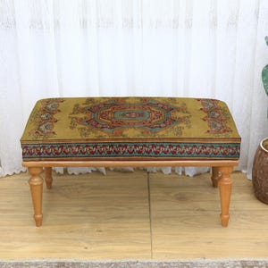 Covered Upholstered Bench, Retro Bedroom Ottoman, Sofa Accent Seating, Mudroom Multi-Purpose Bench, Footstool for Home Decor, Retro Seating
