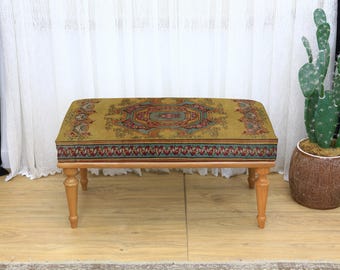 Covered Upholstered Bench, Retro Bedroom Ottoman, Sofa Accent Seating, Mudroom Multi-Purpose Bench, Footstool for Home Decor, Retro Seating