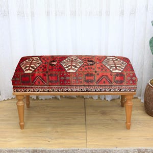 Upholstered Bench with Soft Padded Seat and Wooden Base, Perfect Bench for Entryways, Bedrooms, Cozy Rustic Stool for Modern Interiors, Seat