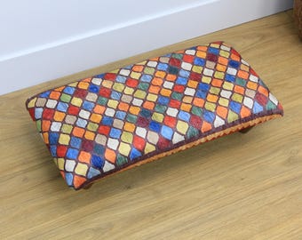 Footstool bench, Ottoman for rocking chairs, Bench with cushion, Comfy stool, Stylish stool, Small stool, Desk stool, Walking stool,