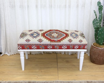 Modern Upholstered Hallway Bench with Storage, Elegant Bedroom Bench Seat for End of Bed or Entryway Seating in Contemporary Homes, Seating
