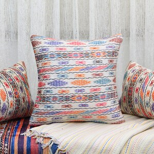Throw pillow, Kilim pillow cover, Handmade pillow, Both side cushion, Boho pillow covers, Washable pillow, Chenille printed pillow,