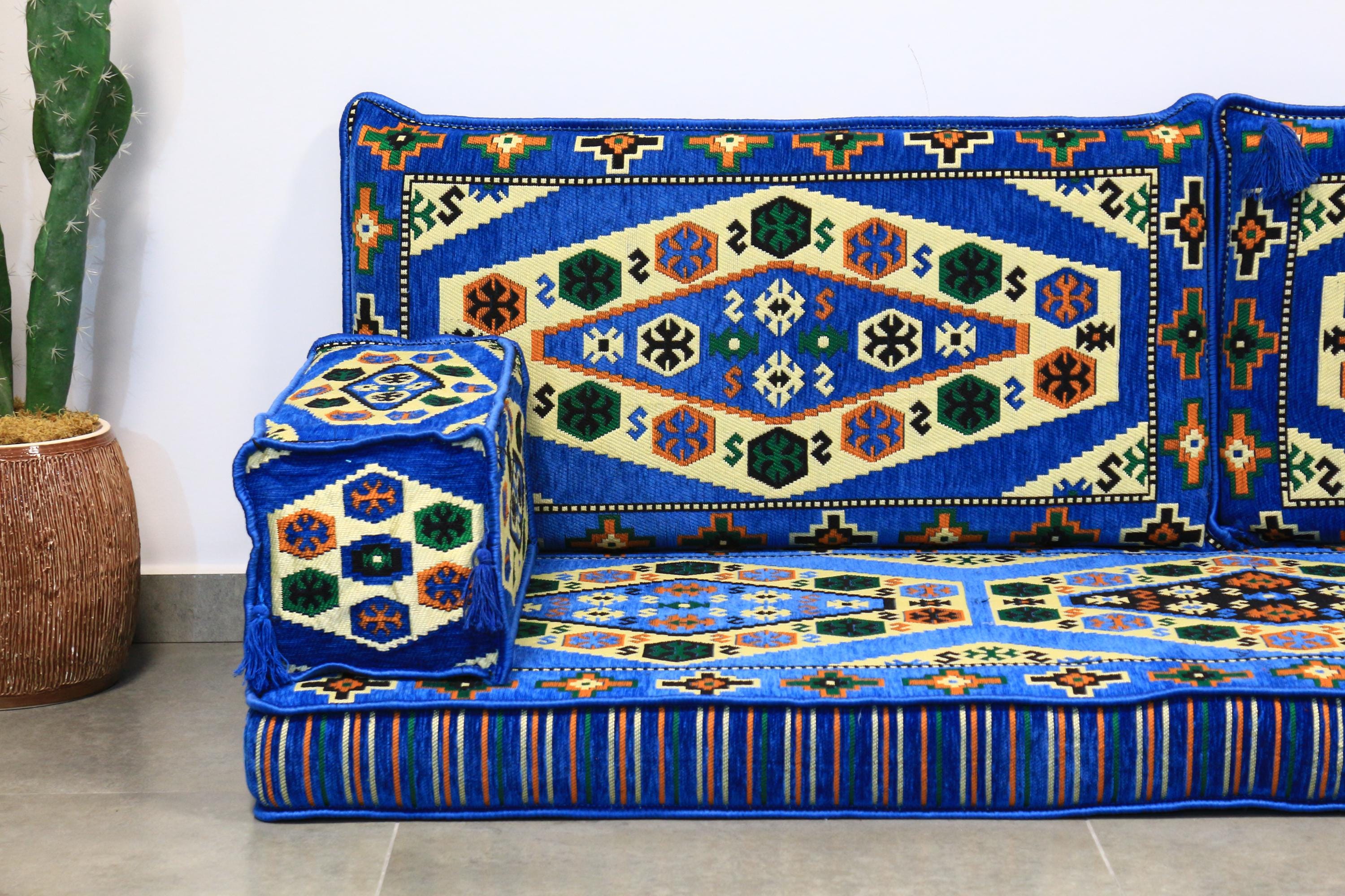 Majilis Rug Traditional Blue Arabic Floor Seating Set With Rug, Moroccan Sofa ...