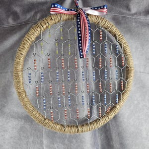 Patriotic Chicken Wire Suncatcher