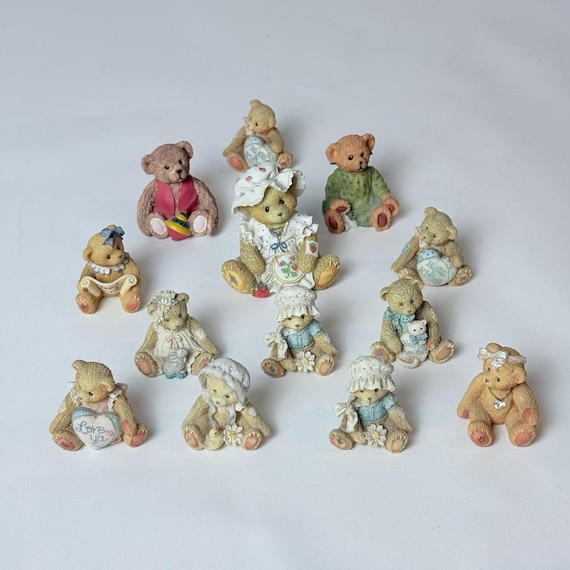 Lot of 11 Enesco Cherished Teddies P. Hillman Jenna You're Berry