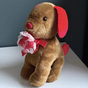 Rare Vintage Brown Puppy Dog Red Ears Heart Plush 12&quot; Stuffed Animal Vday T81 {pre-owned}