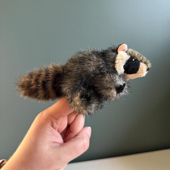 Raccoon Gifts Folkmanis Raccoon Hand Puppet Peluche | Meses Sin Interés Raccoon Gifts Folkmanis Raccoon Hand Puppet Peluche | Meses Sin Interés