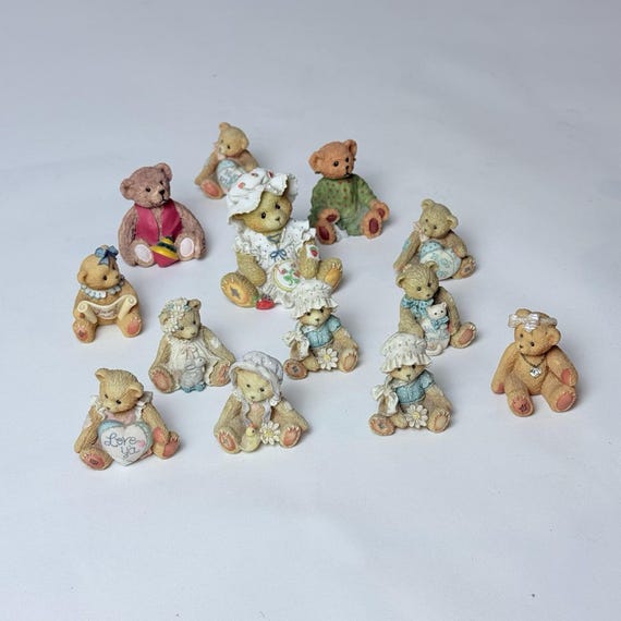 Lot of 11 Enesco Cherished Teddies P. Hillman Jenna You're Berry