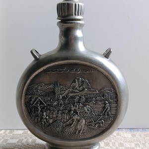 Antique, Vintage Germany Tin Flask for Spirits -Ideal Gift for the traveler.A unique OLD flask for strong.Fieldwork in the field is depicted