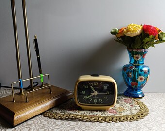 Charming Japanese Table Clock With Alarm - Vintage Elegance for