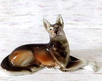 Grand Chien de Chasse avec Figurine en Porcelaine de Royal Dux Bohemia