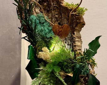 Cadre végétal en mousse stabilisée lumineux sur écorce de bois véritable- Décoration d'intérieur à poser- cadeau déco unique artisanal
