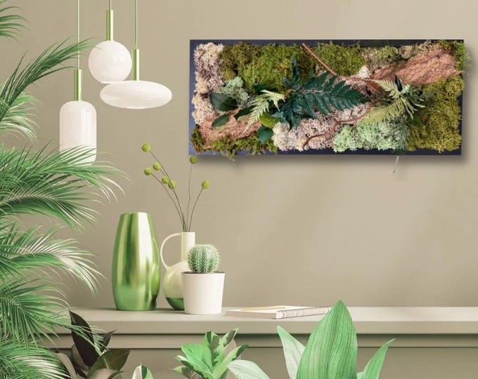 Featured listing image: Cadre végétal en relief – Chemin de mousse et feuillage stabilisé -Décoration d'intérieure murale naturelle et durable