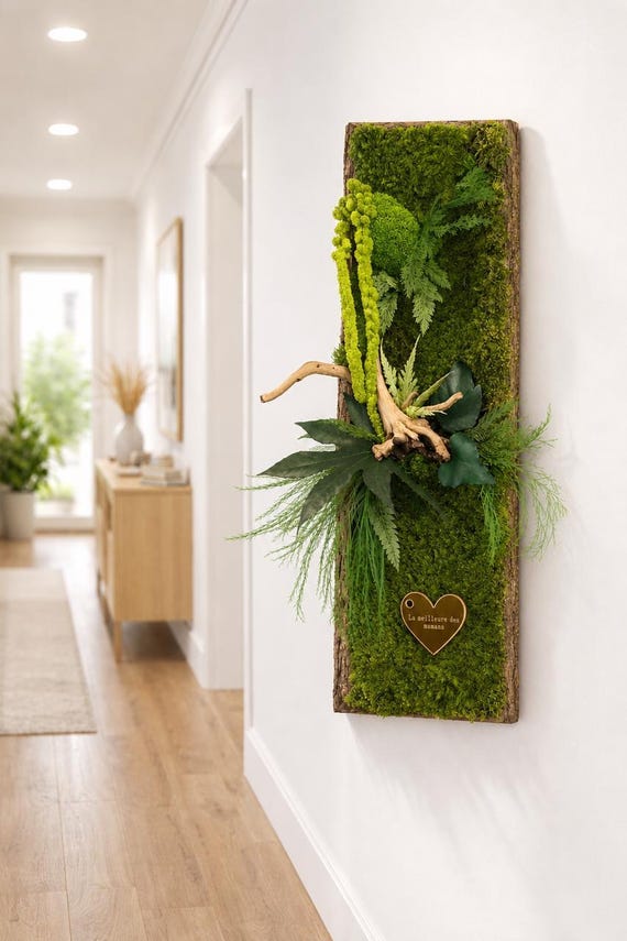 Cadre végétal stabilisé vertical– Mousse naturelle et bois flotté – Cadre en écorce – Décoration murale nature