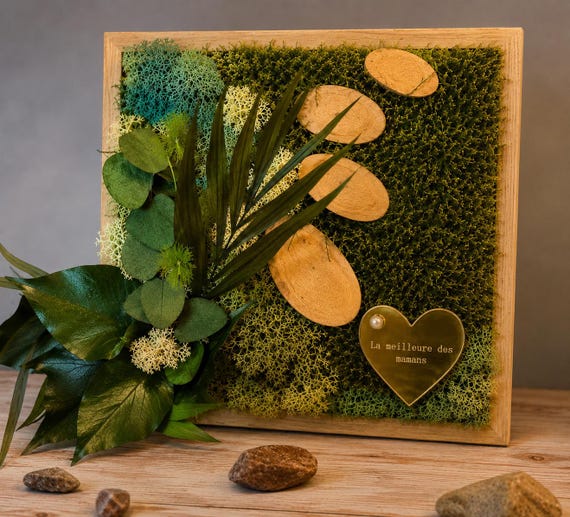 Personnalisation Fête des Mères | Cœur gravé personnalisé sur cadre végétal | Cadeau maman unique | Décoration végétale naturelle