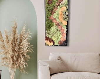 Cadre végétal mural – Chemin en écorce & mousse stabilisée – Art mural naturel fait main – Déco murale zen et poétique