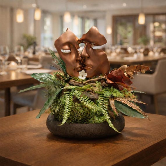 Statue couple visage 40×40 – Art Végétal Romantique | Centre de table Nature Design | Déco Amour Unique