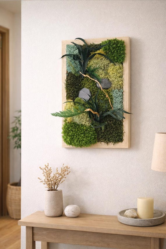 Cadre végétal stabilisé mural – Décoration murale naturelle en mousse et feuillage – Tableau végétal fait main – Déco nature intérieur