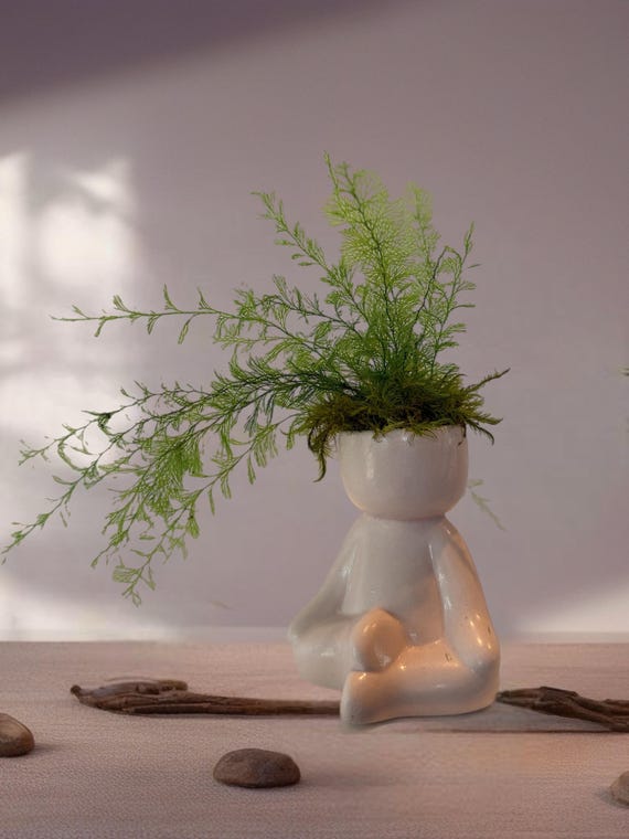 Vase visage végétal stabilisé – Fern aérien et mousse naturelle – Décoration zen bohème japandi – Petite sculpture végétale artisanale