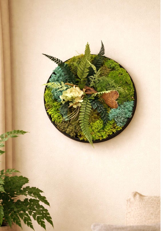 Cadre végétal rond 25 cm – Décoration murale végétale stabilisée – Mousse naturelle, fougères & hortensia – Art végétal bohème chic