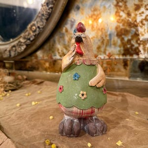 Haus- und Gartendekor-Huhn-Statue, rustikale Bauernhaus-Henneskulptur, Vintage Barnyard-Figur, im Freien Bauernhofdekor