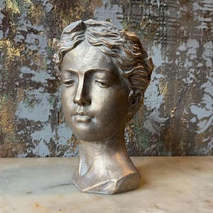 Decorative Helen Bust Vase with Antique Greek Style, Feminine Sculpture Planter, Mythology Inspired Home Decor, Neoclassical Art
