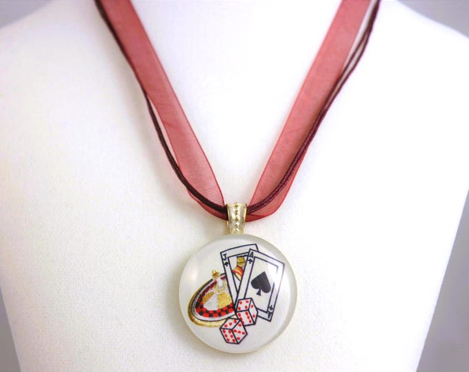 Blackjack Casino Pendant Necklace Roulette Wheel Lucky Dice Las Vegas Trip