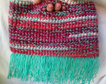 boho crochet clutch with fringe