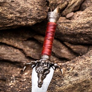 Hand-Forged Conan the Barbarian Sword Replica
cosplayer sword
swor d
sworde
gifted swords
