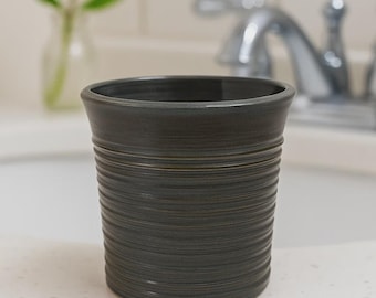 Zahnbürstenhalter Grau gesprenkelte Steingut Halter Kleine Keramik Vase Zahnbürstenhalter oder Stifthalter Handgemachte Keramik