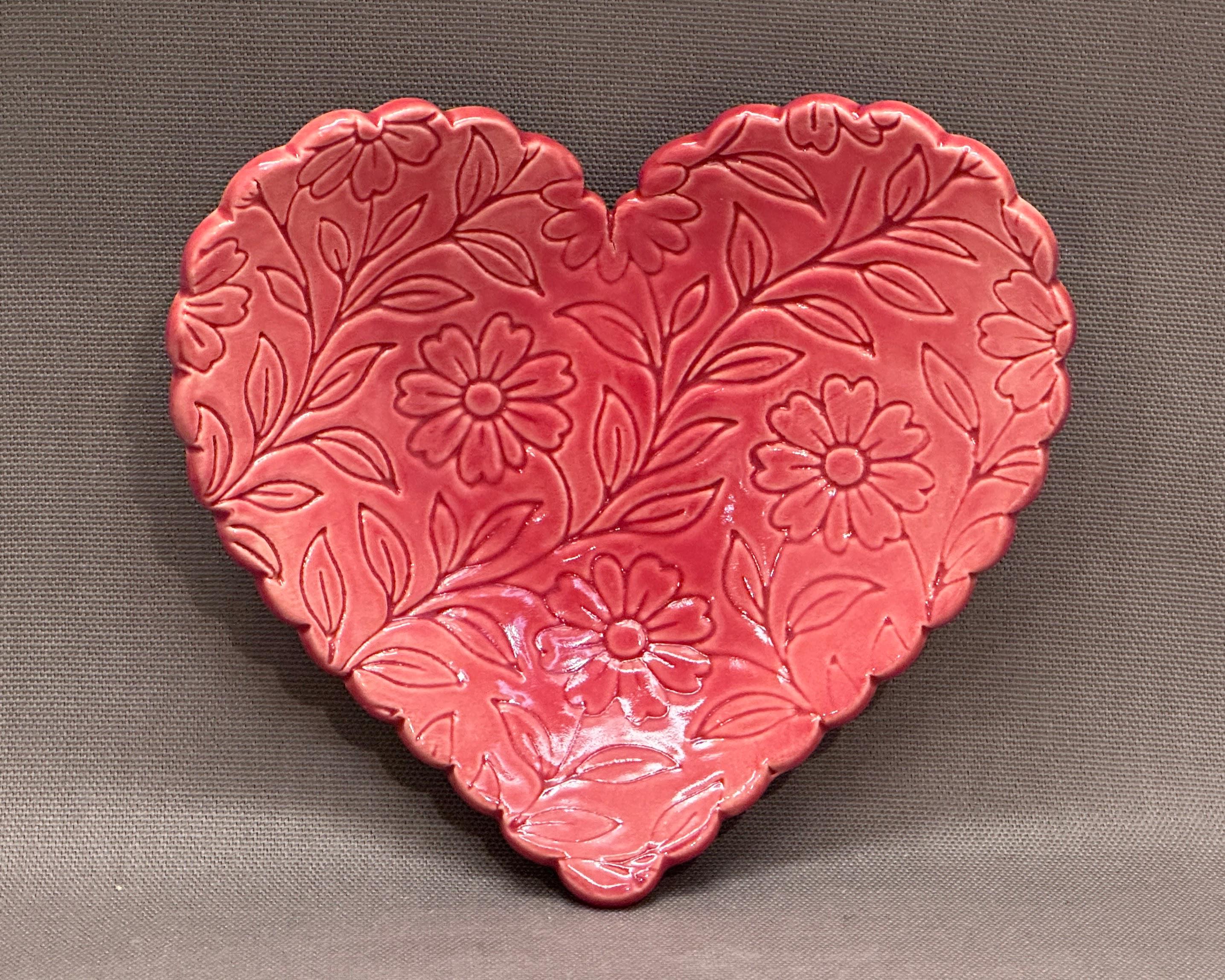 Scalloped Heart Clay Cutter physical cutter image 4