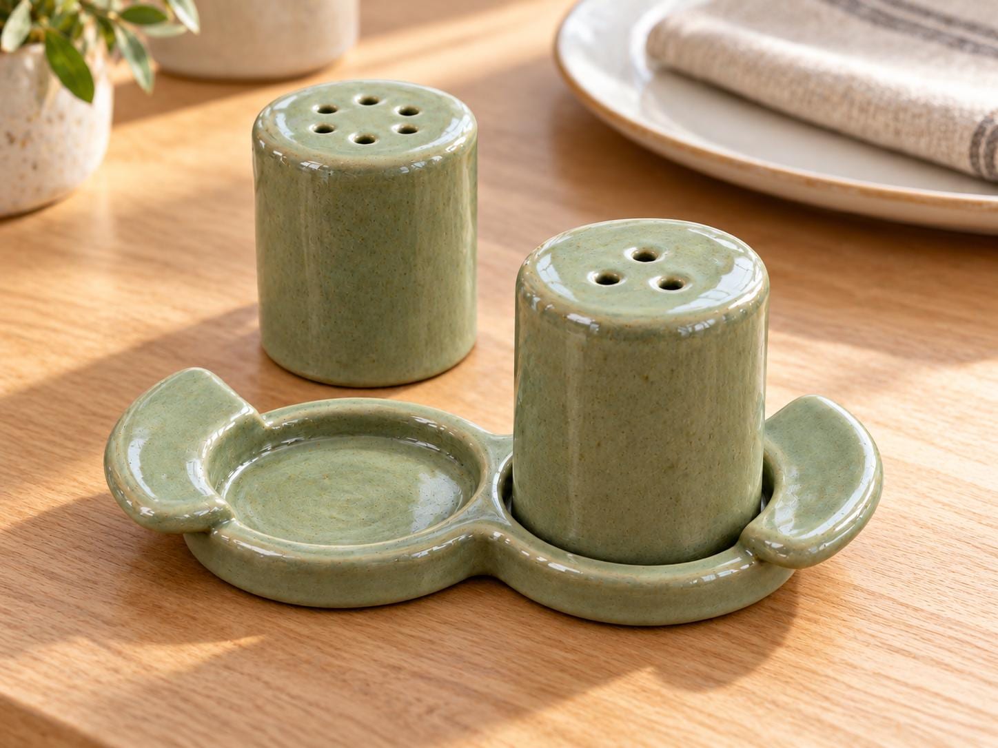 Salt and Pepper Shaker Pottery Project physical cutter image 2