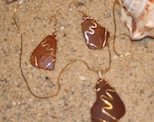 Amber Brown plage verre boucles d'oreilles et pendentif Set enveloppé en or