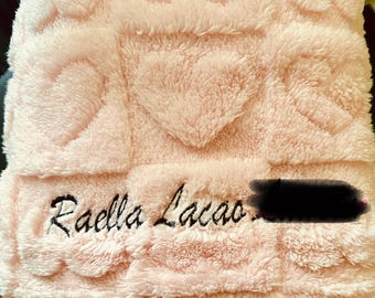 Manta de bebé personalizada – Bordada en tela Minky o algodón orgánico