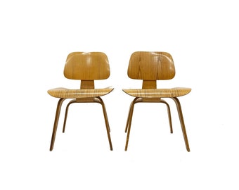Pair of Vintage LCW Lounge Chairs by Ray and Charles Eames for Herman Miller