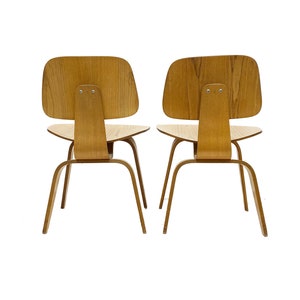 Pair of Vintage LCW Lounge Chairs by Ray and Charles Eames for Herman Miller image 4