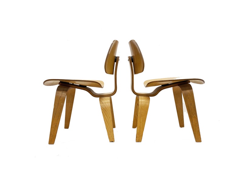 Pair of Vintage LCW Lounge Chairs by Ray and Charles Eames for Herman Miller image 3