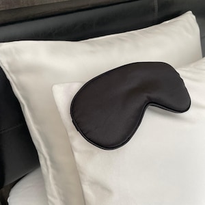 22 Momme Mulberry Silk and Plush Waterproof Pillowcase