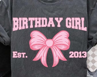 Coquette Birthday Girl PNG SVG | Projekt koszulki urodzinowej z kokardą w stylu preppy | Estetyczna różowa sublimacja urodzinowa dla Cricut | Pobieranie cyfrowe