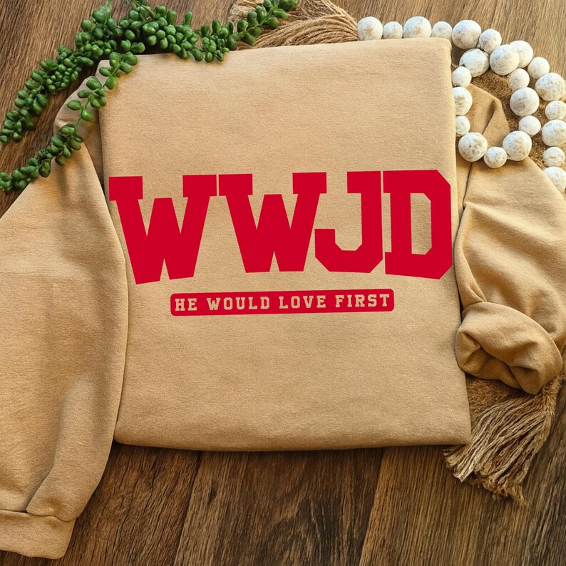WWJD PNG SVG | He Would Love First | Aesthetic Christian Shirt Design ...