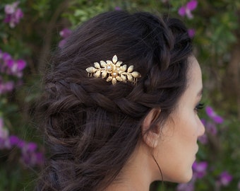 Amber Flower Comb, Bridal Hair Accessories, Gold Flower Comb Gold Pearl Comb Wedding Headpiece, Bridal Hair Comb, Romantic, Rustic Woodland